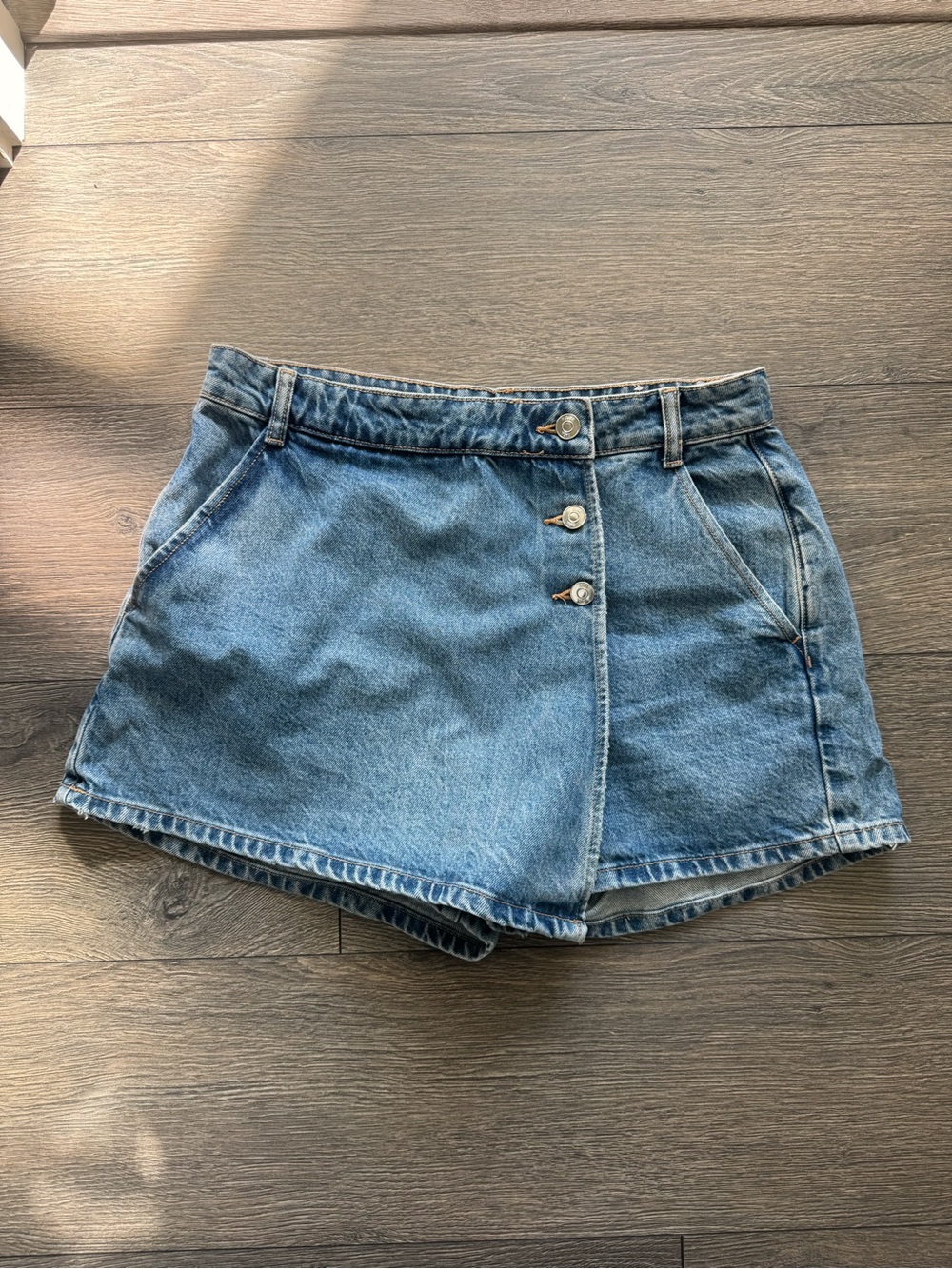 Zara Mid-Rise Button-Front Denim Skort - Light Blue